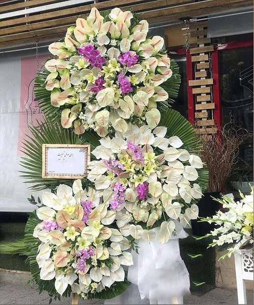 تاج گل سه طبقه